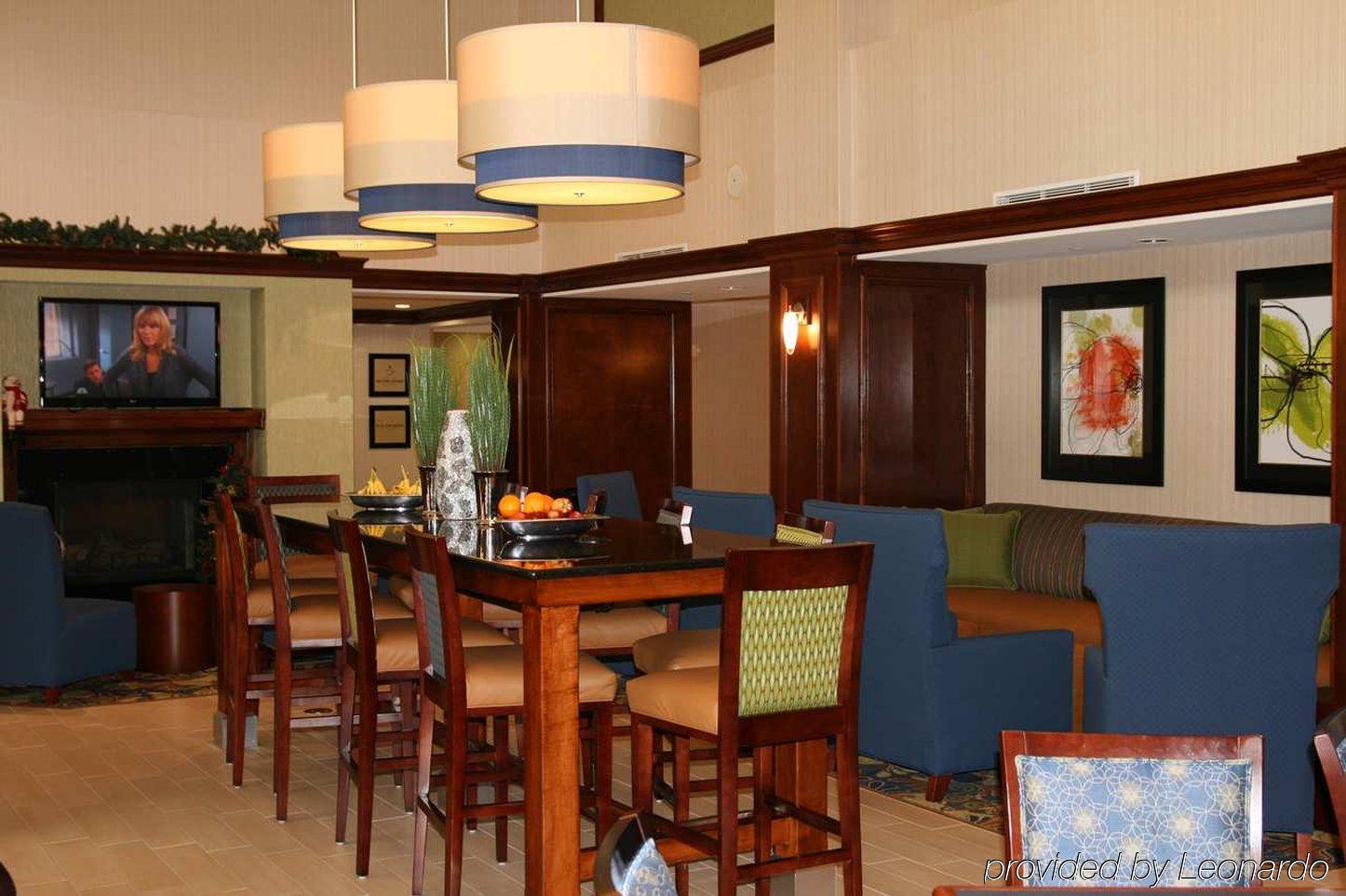 Hampton Inn And Suites Fredericksburg South Restaurant photo